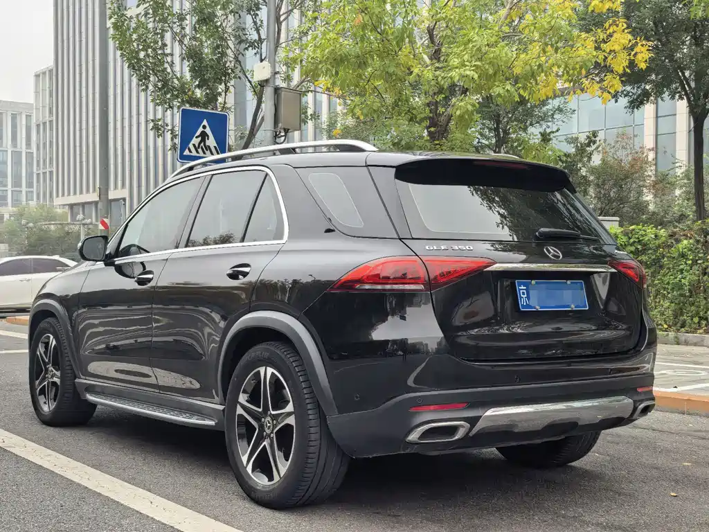 Mercedes-Benz GLE 2022 — фото 16