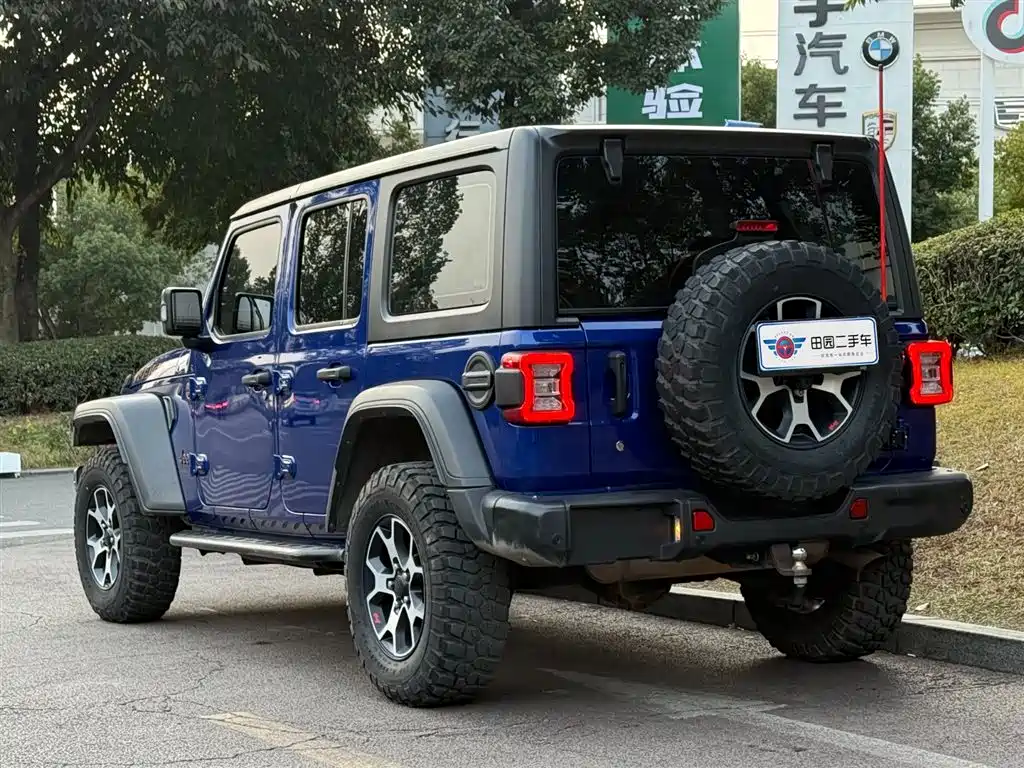 Jeep Wrangler 2020 — фото 4