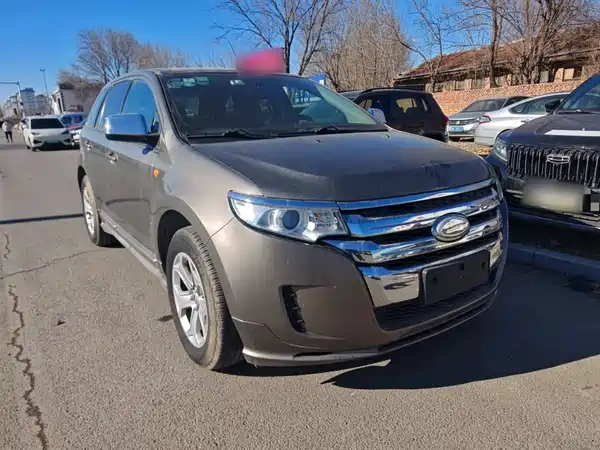 Ford Edge 2012