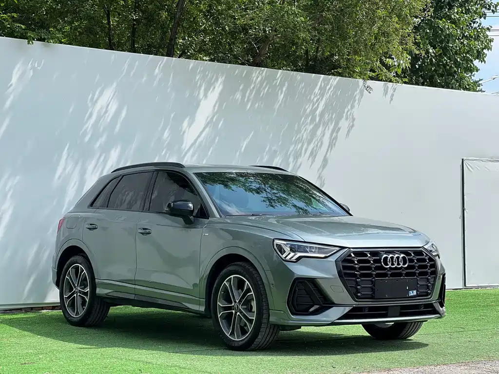 Audi Q3 2022 — фото 3