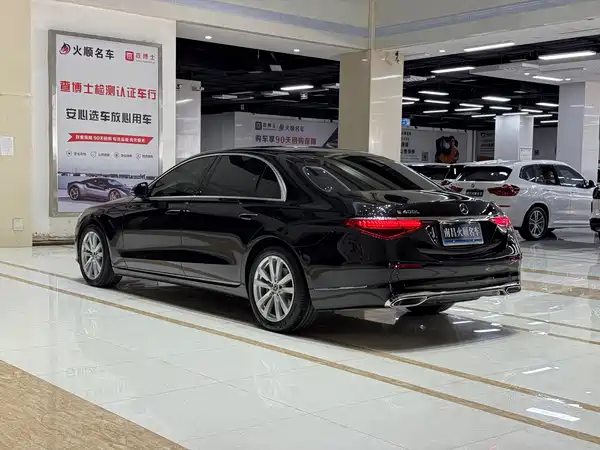 Mercedes-Benz S-Class 2024