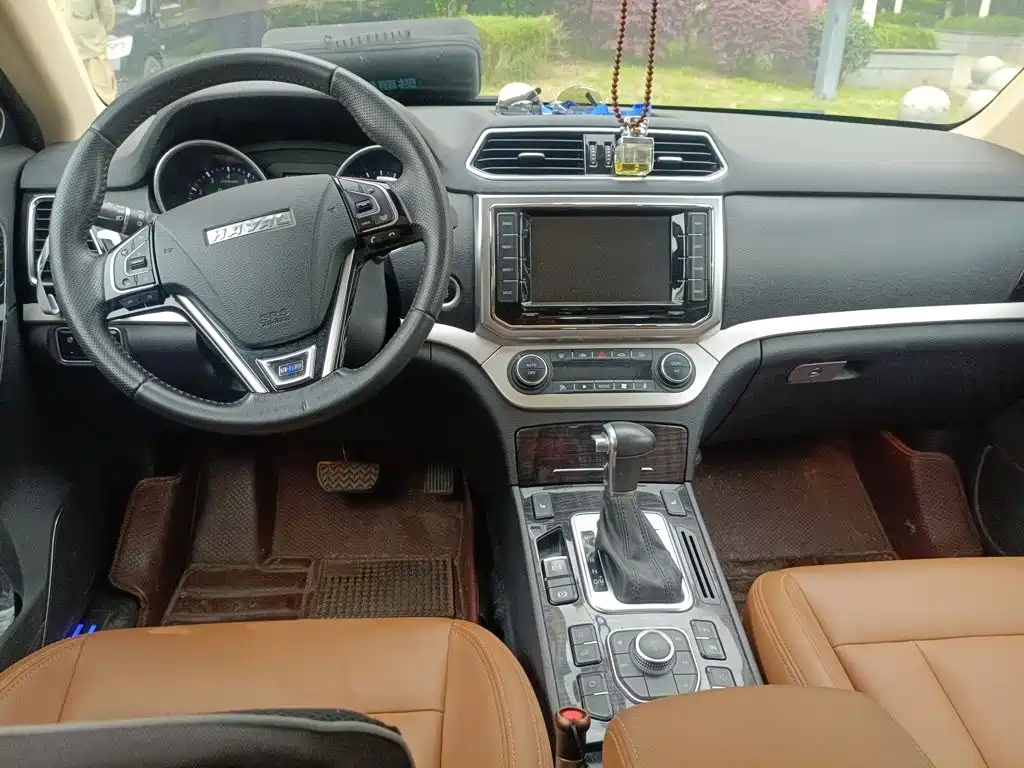 Haval H6 Coupe 2015 — фото 13