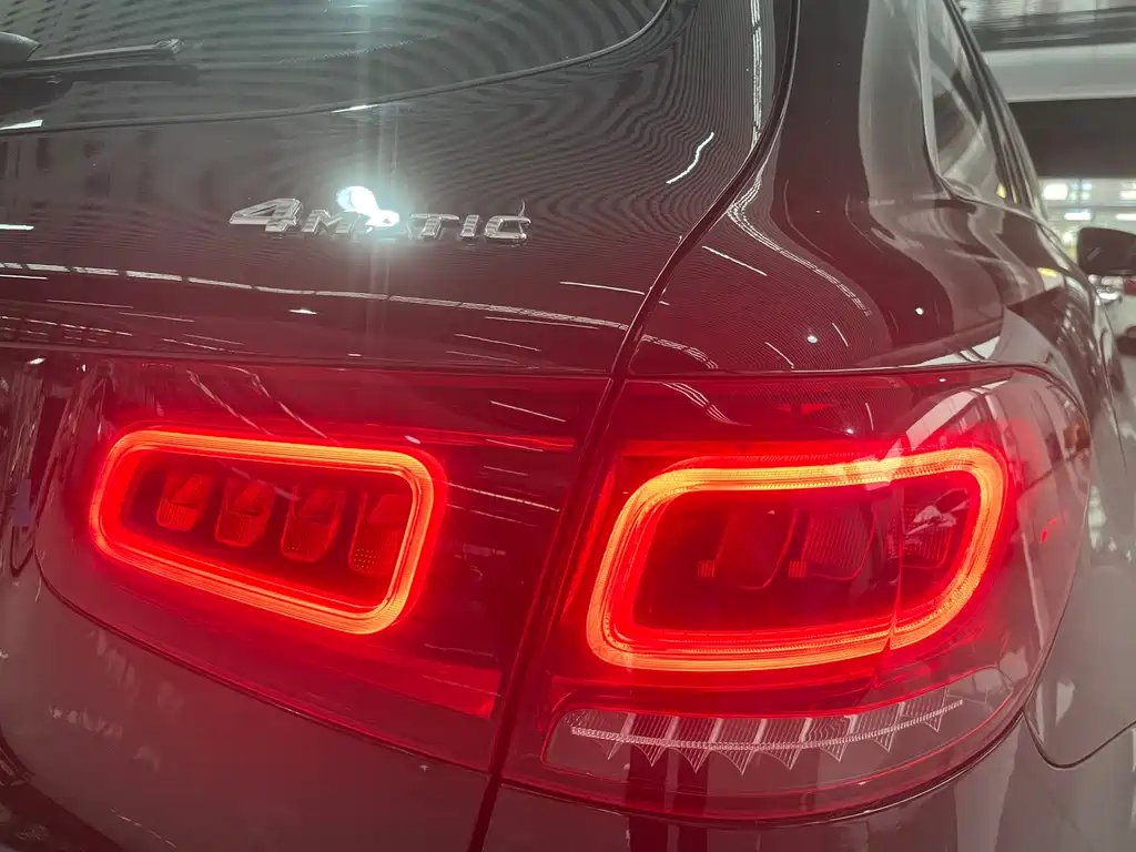 Mercedes-Benz GLC 2021 — фото 11