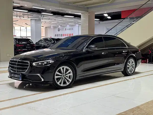 Mercedes-Benz S-Class 2024