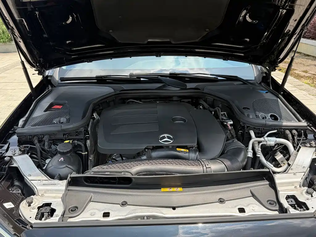 Mercedes-Benz E-Class 2021 — фото 19