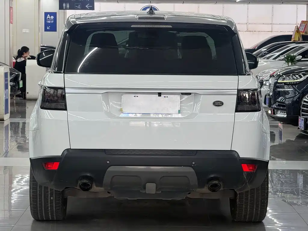 Land Rover Sport 2018 — фото 12