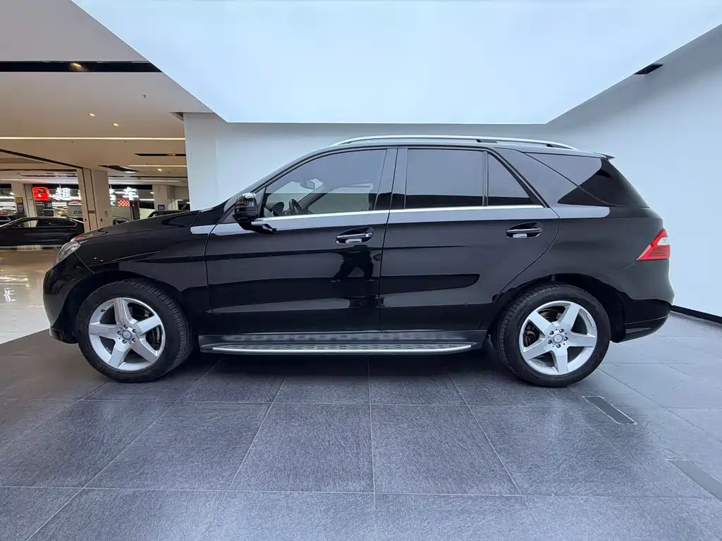 Mercedes-Benz M-Class 2015 — фото 4