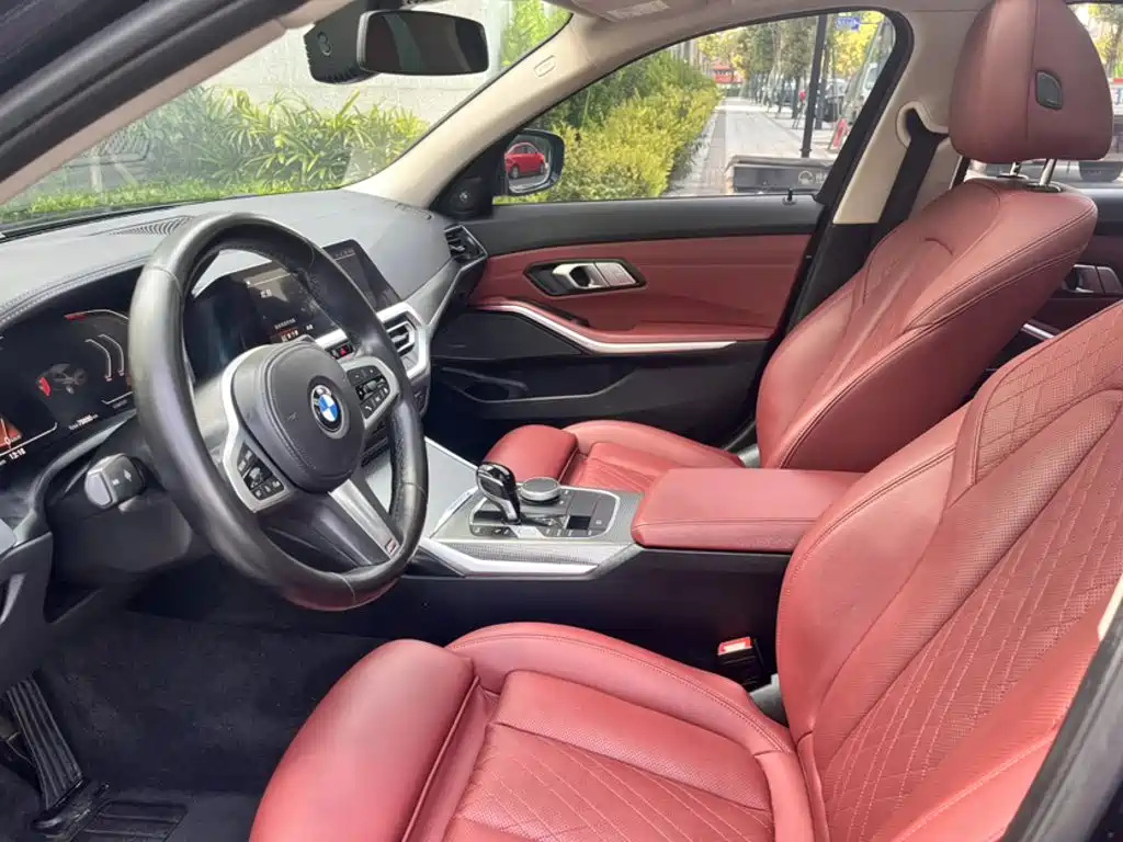 BMW 3 Series 2021 — фото 19