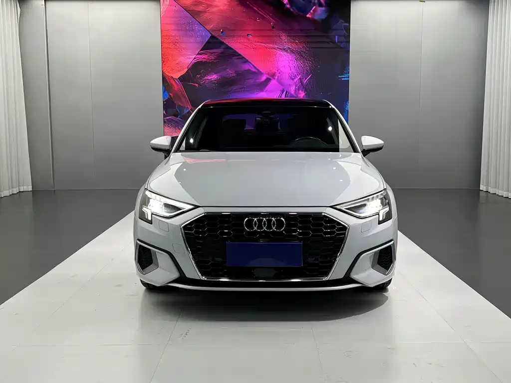 Audi A3 2021 — фото 2