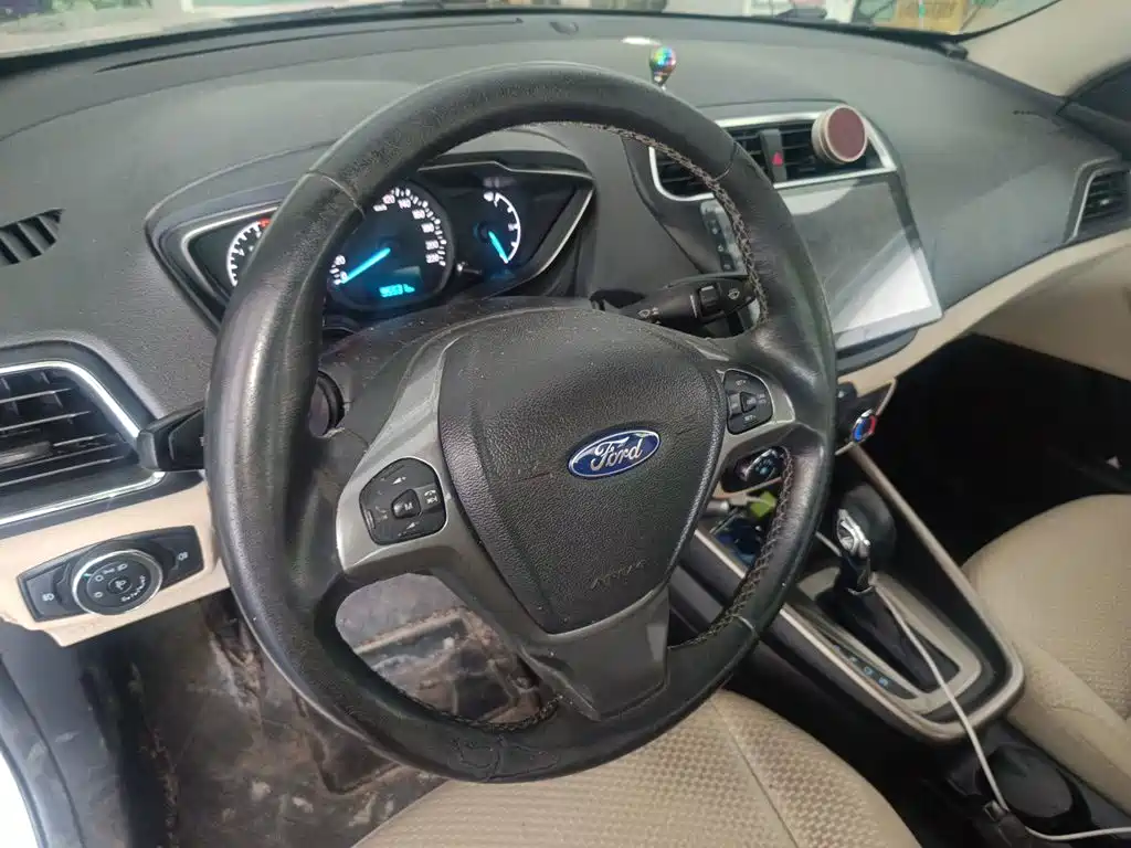 Ford Forrest 2017