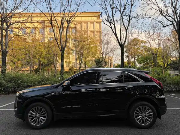 Cadillac XT4 2024