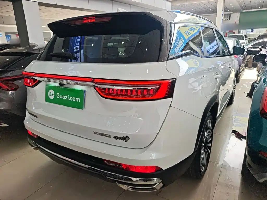Jetour X90 2022