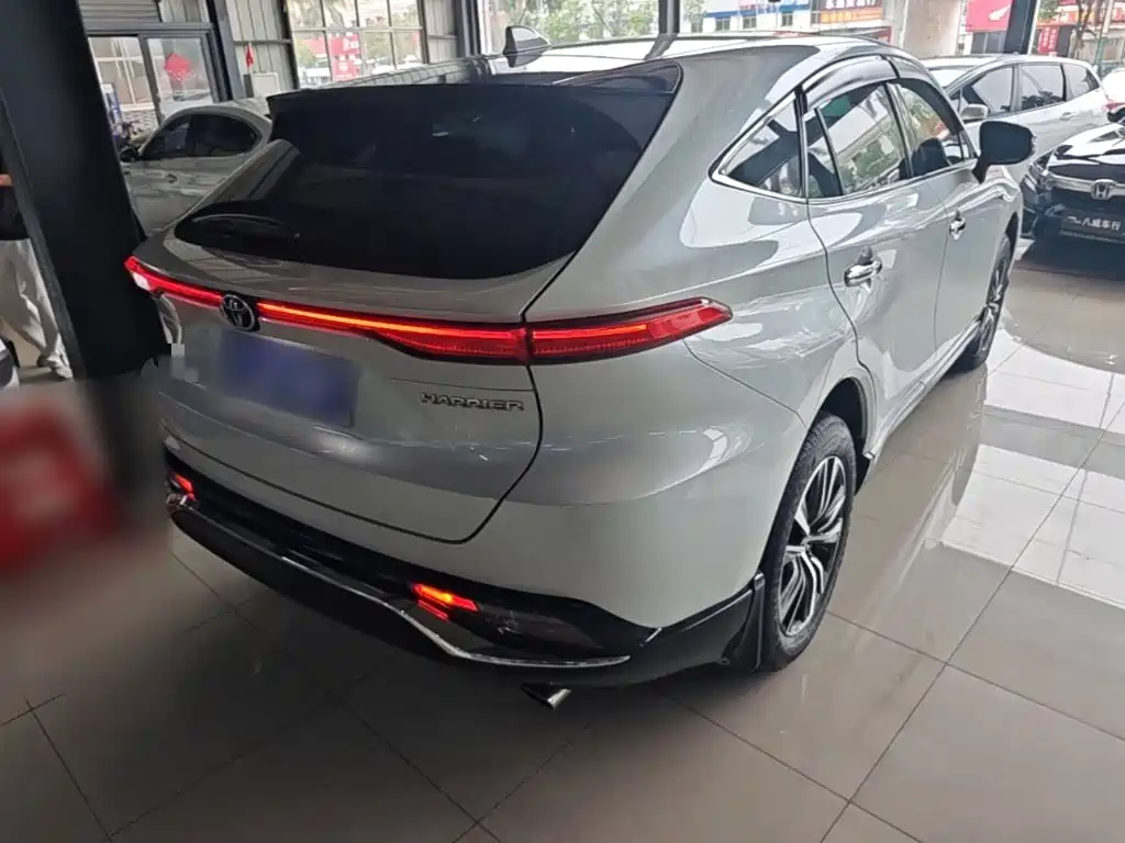 Toyota Harrier 2023