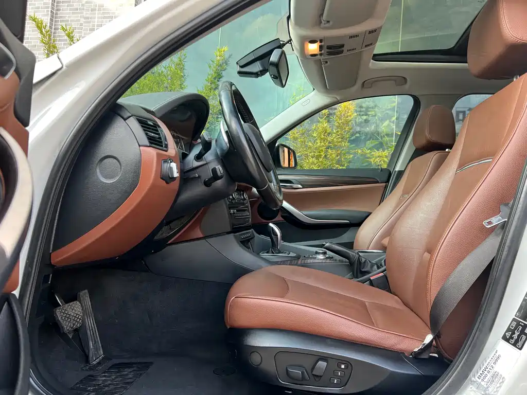 BMW X1 2015 — фото 13