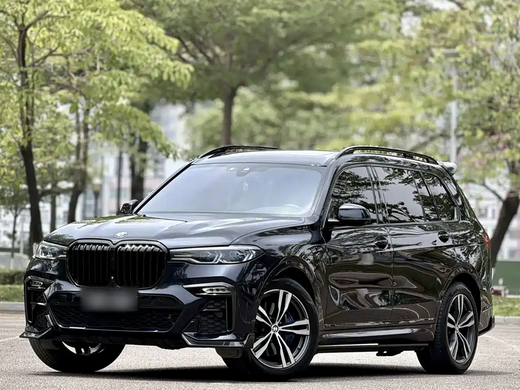 BMW X7 2021