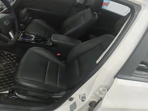 Hyundai Mistra 2017