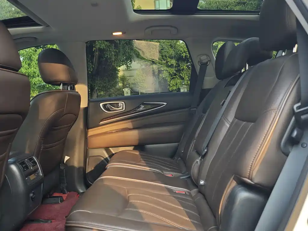 Infiniti QX60 2016 — фото 12