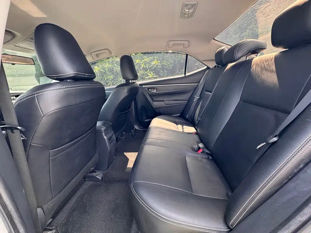 Toyota Corolla 2019 — фото 13
