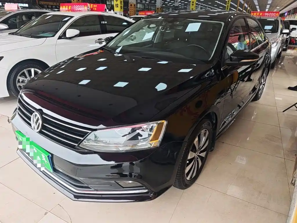 Volkswagen Sagitar 2019