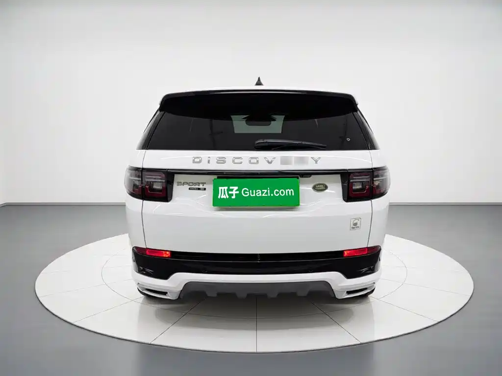 Land Rover Discovery Sport 2021