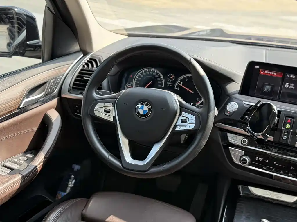 BMW X3 2019 — фото 10