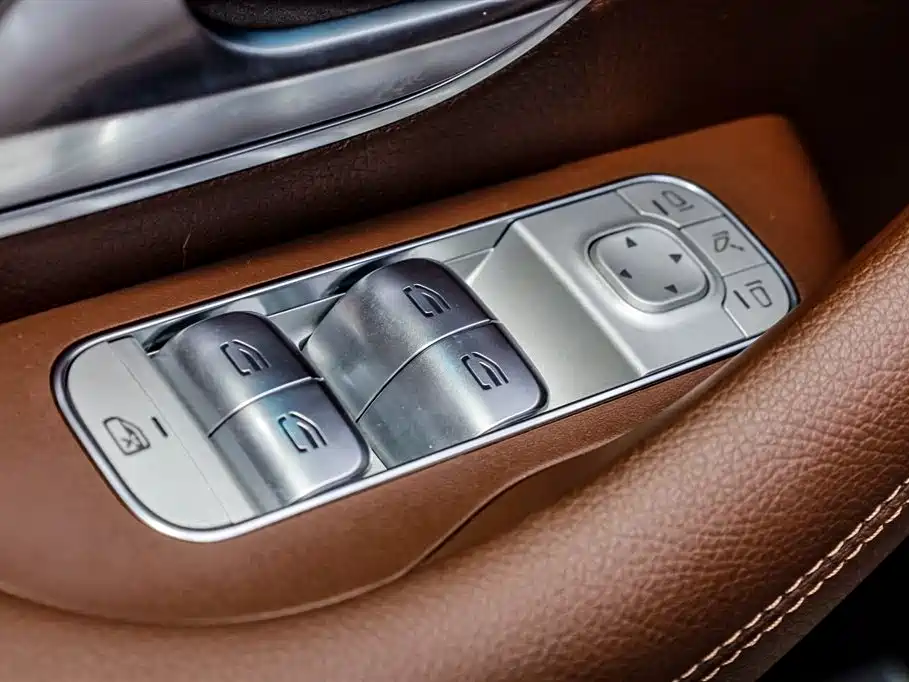 Mercedes-Benz GLE 2024 — фото 13