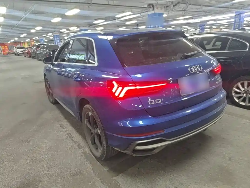 Audi Q3 2021 — фото 5