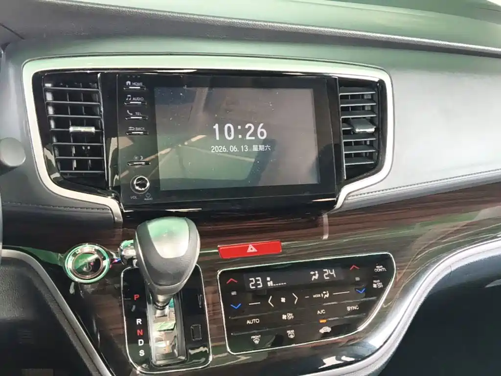 Honda Odyssey 2021 — фото 13