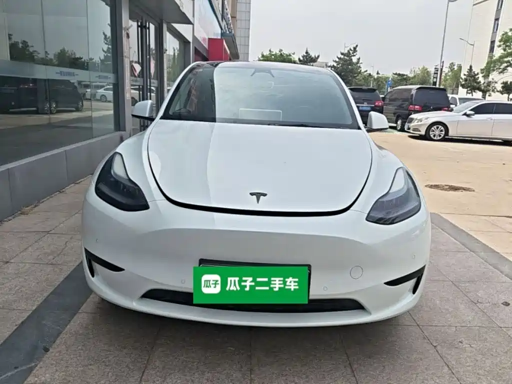 Tesla Model Y 2023 — фото 3