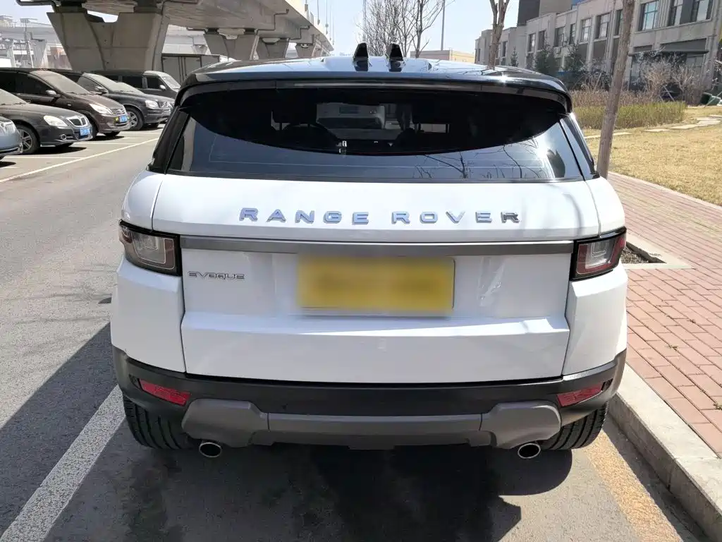 Land Rover Evoque 2017 — фото 10