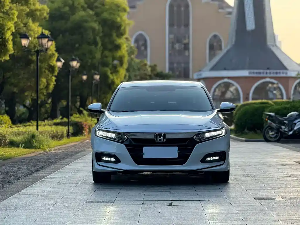 Honda Accord 2020 — фото 2