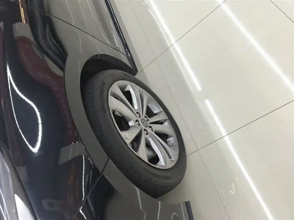 Toyota Sienna 2023 — фото 23
