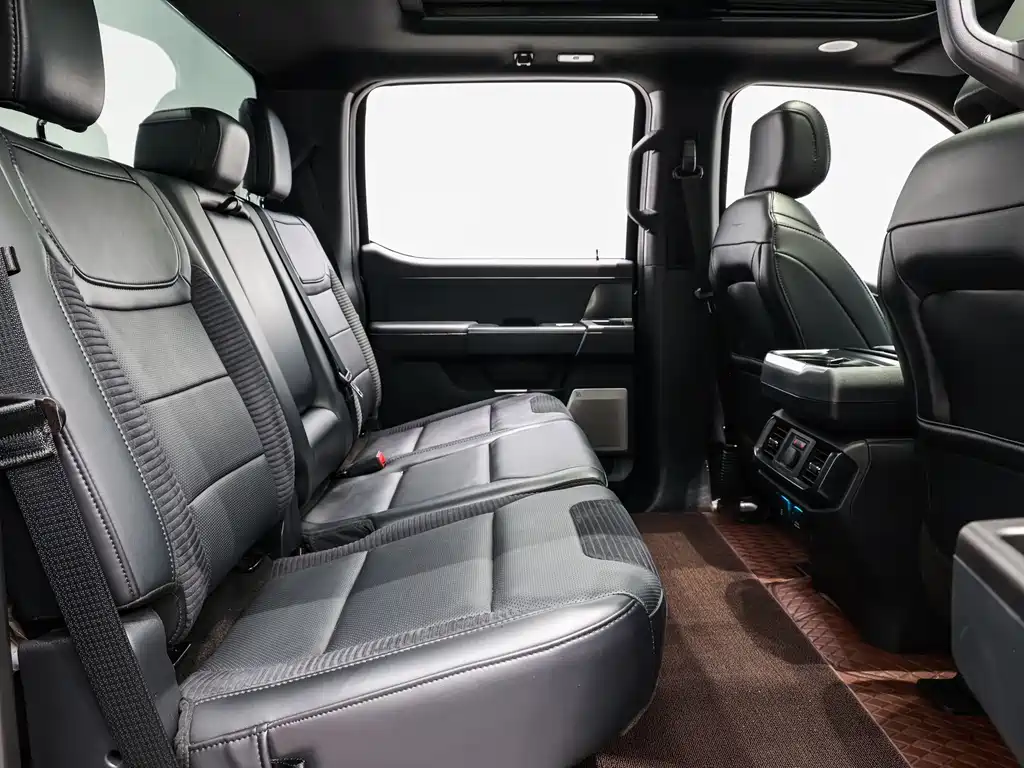 Ford F-150 Raptor 2025 — фото 11