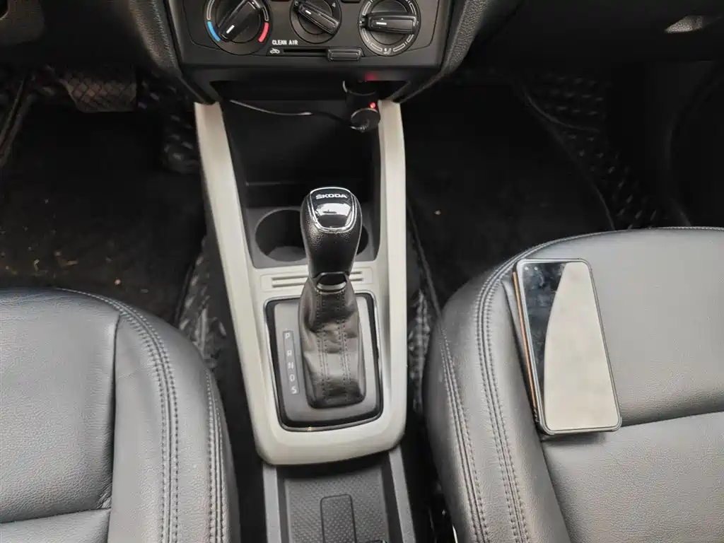 Skoda Fabia 2019 — фото 14