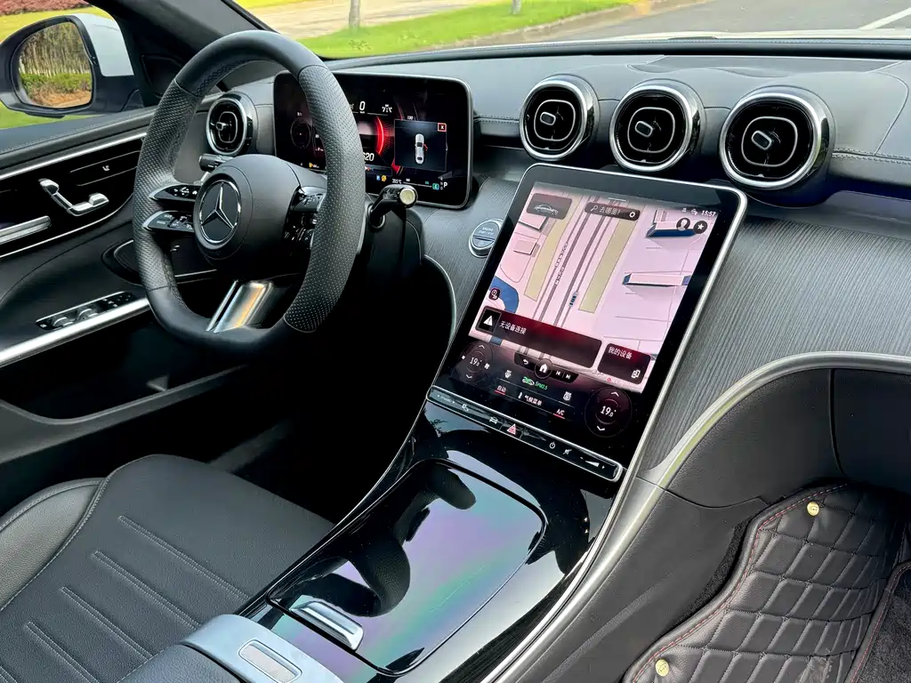 Mercedes-Benz C-Class 2023 — фото 8