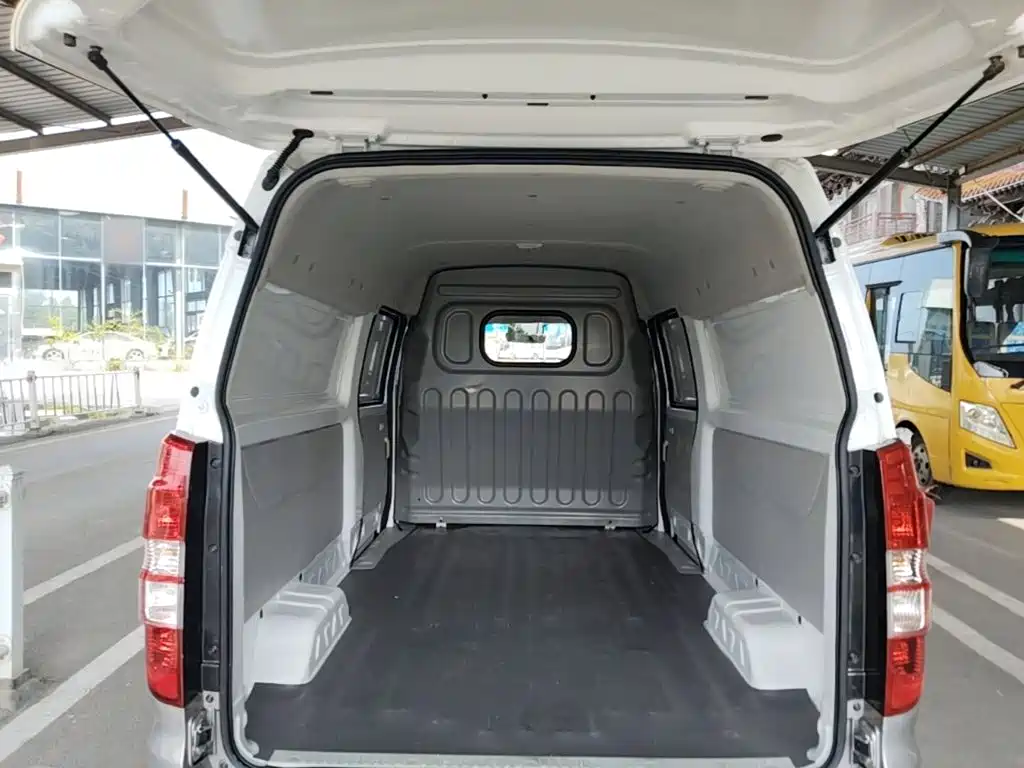 Jinbei Hiace X30L 2023 — фото 19