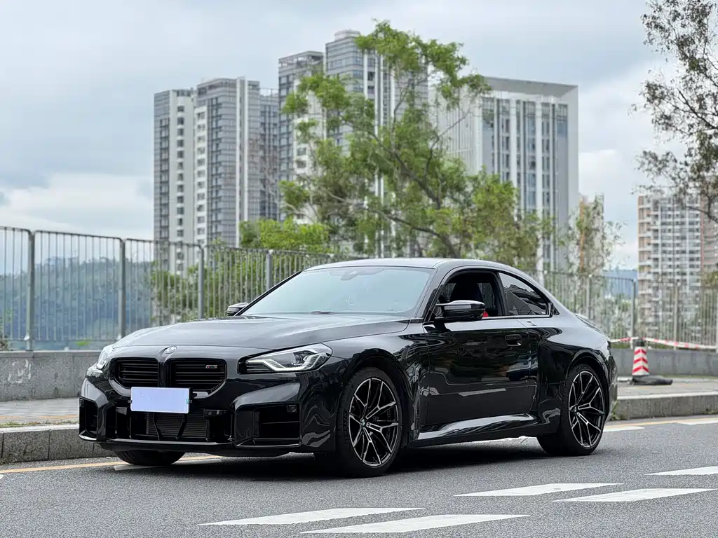 BMW M2 2025 — фото 1