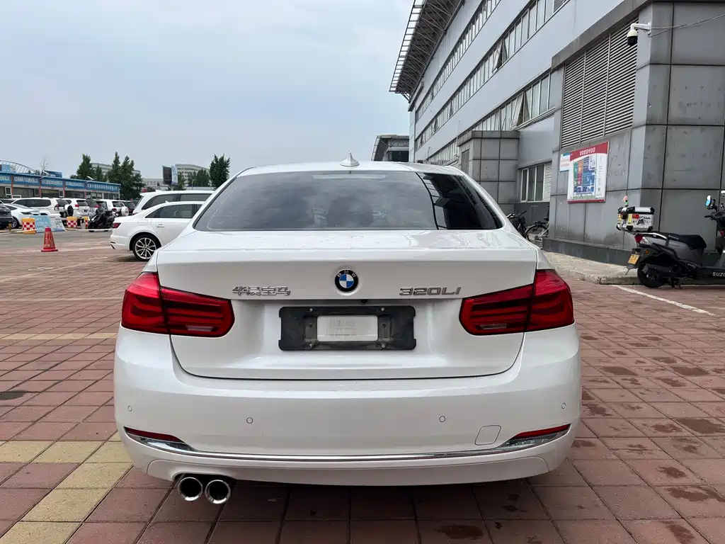 BMW 3 Series 2018