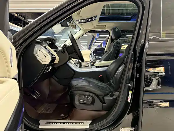 Land Rover Range Rover Sport 2014