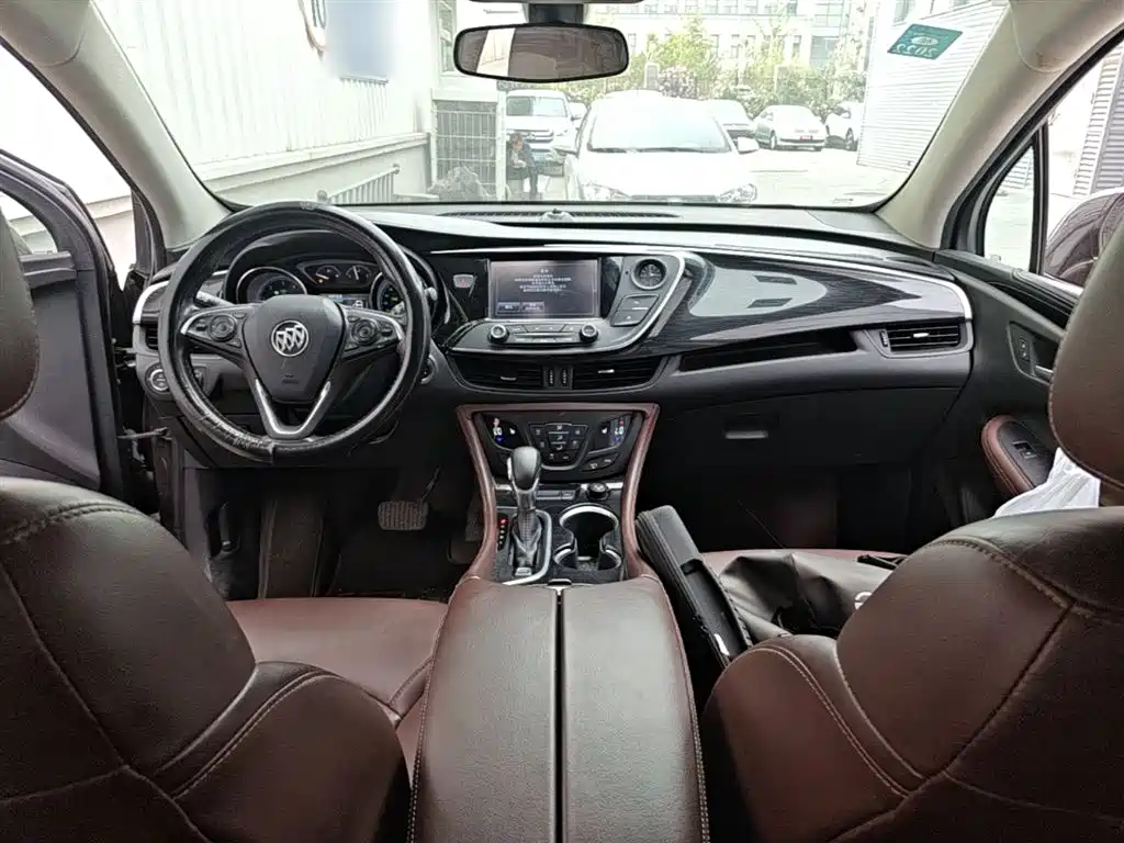 Buick Envision Plus 2018 — фото 10