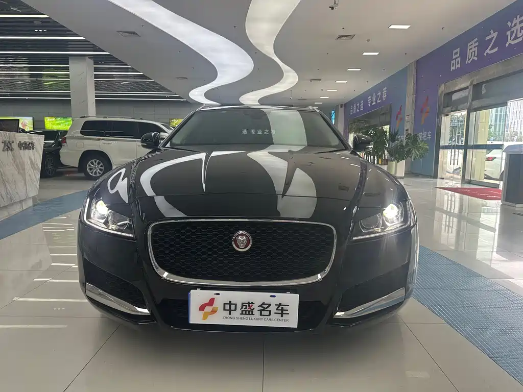 Jaguar XF 2019 — фото 2
