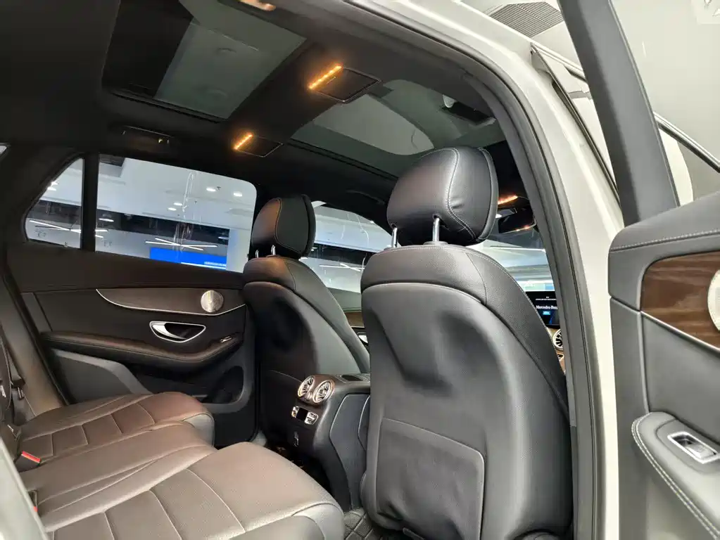 Mercedes-Benz GLC 2021 — фото 10