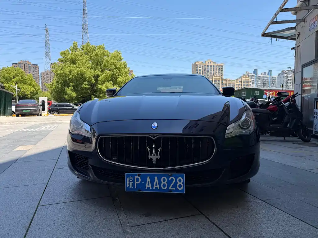 Maserati Quattroporte 2015 — фото 2