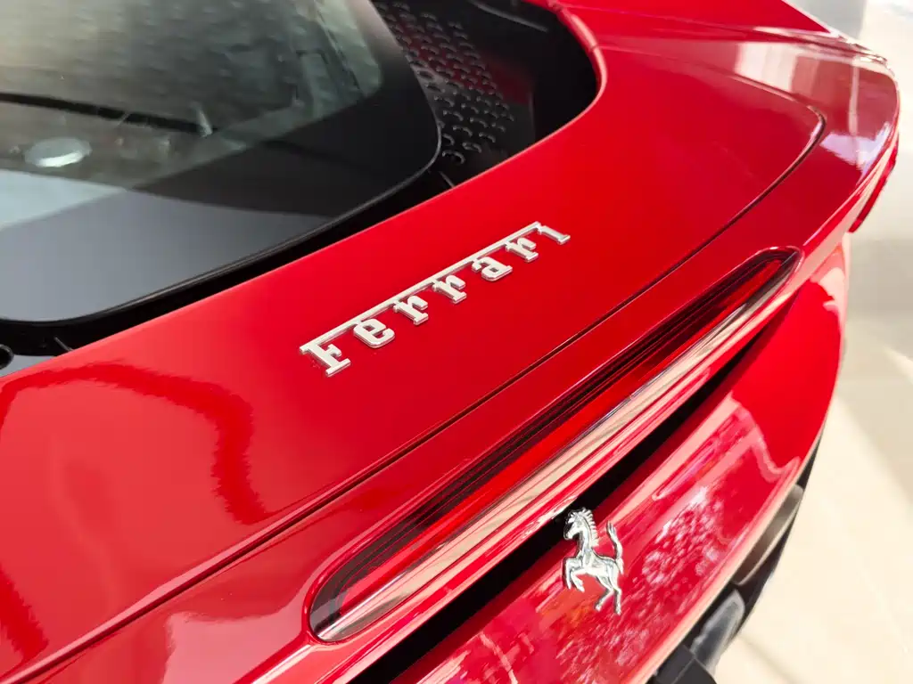 Ferrari SF90 2022 — фото 8