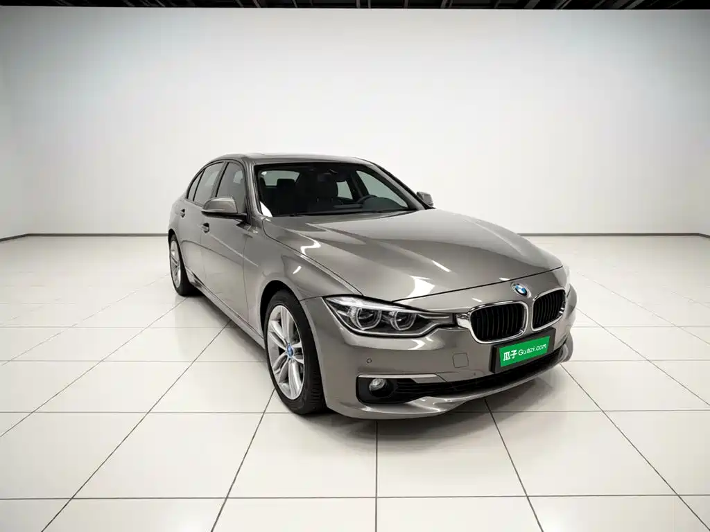 BMW 3 Series 2017 — фото 21