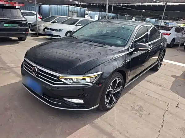 Volkswagen Magotan 2021