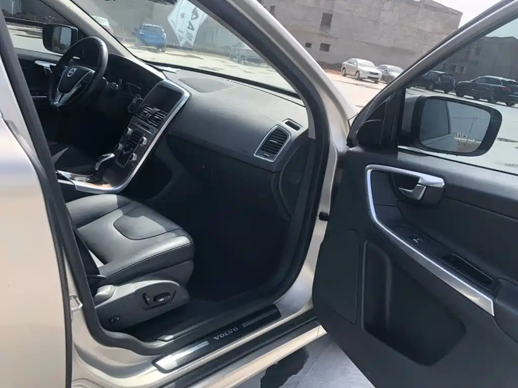 Volvo XC60 2017