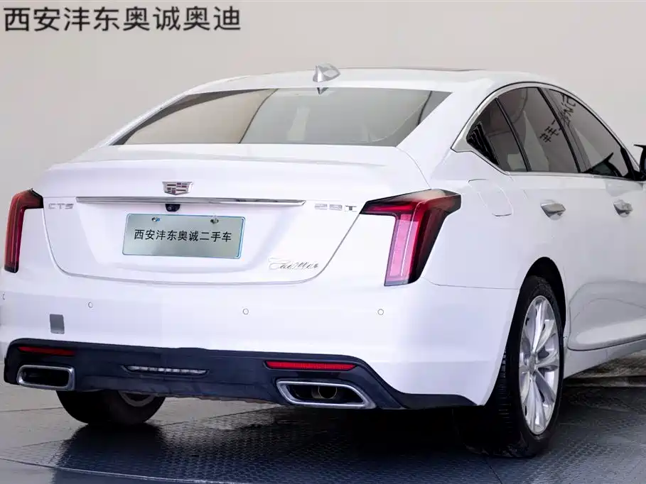 Cadillac CT5 2022 — фото 19