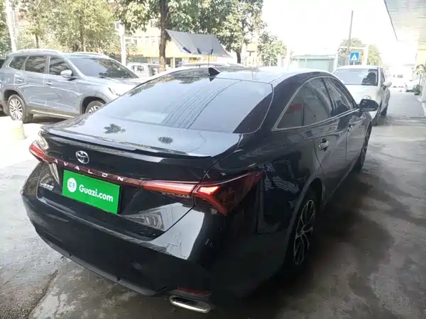 Toyota Avalon 2023