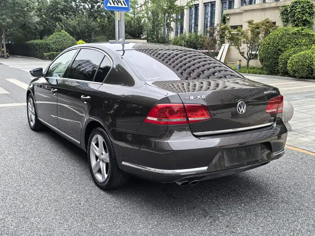 Volkswagen Magotan 2015